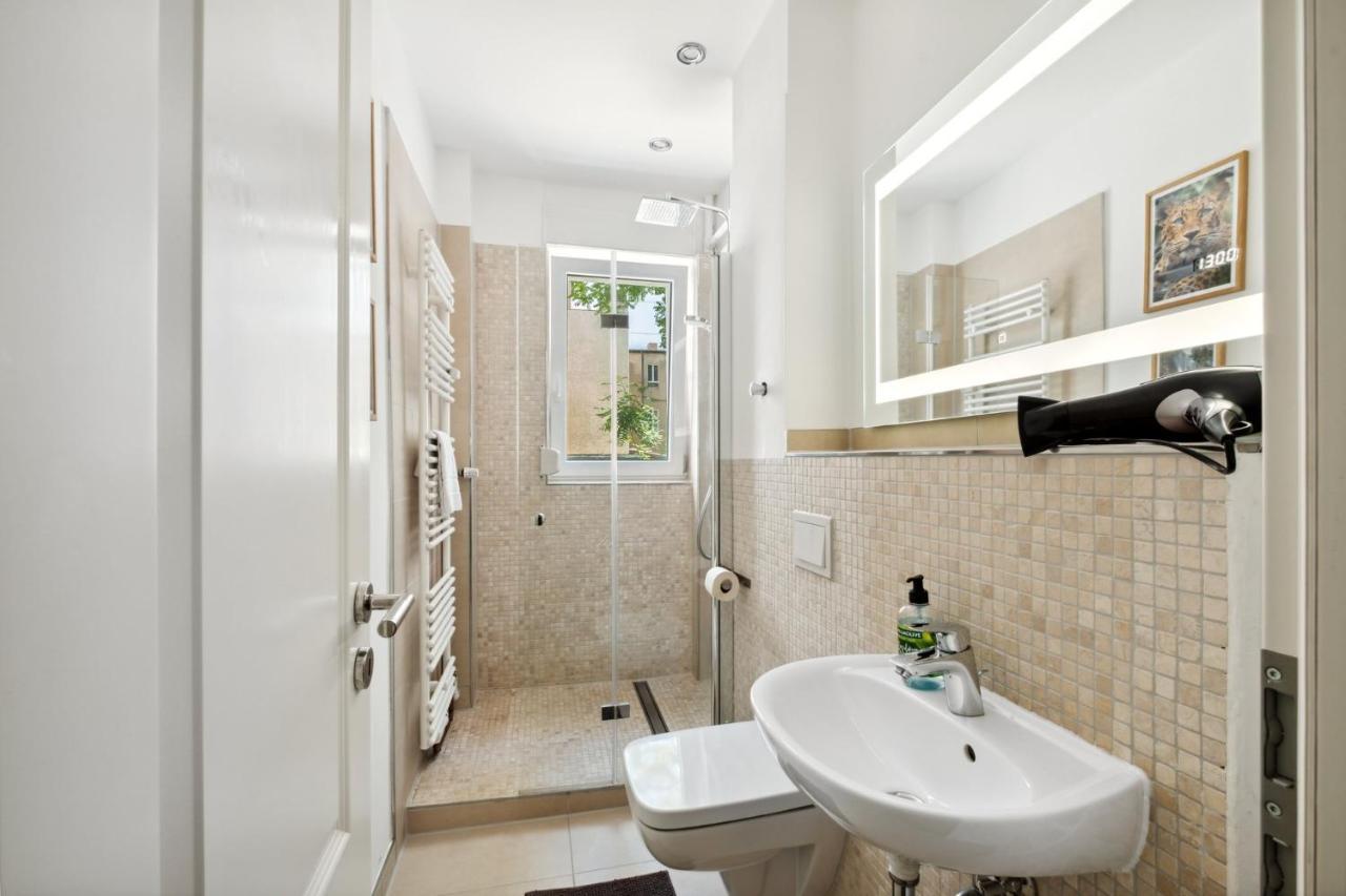 Arbio I Cozy Apartment Near Ku'Damm With Parking Berlín Exterior foto